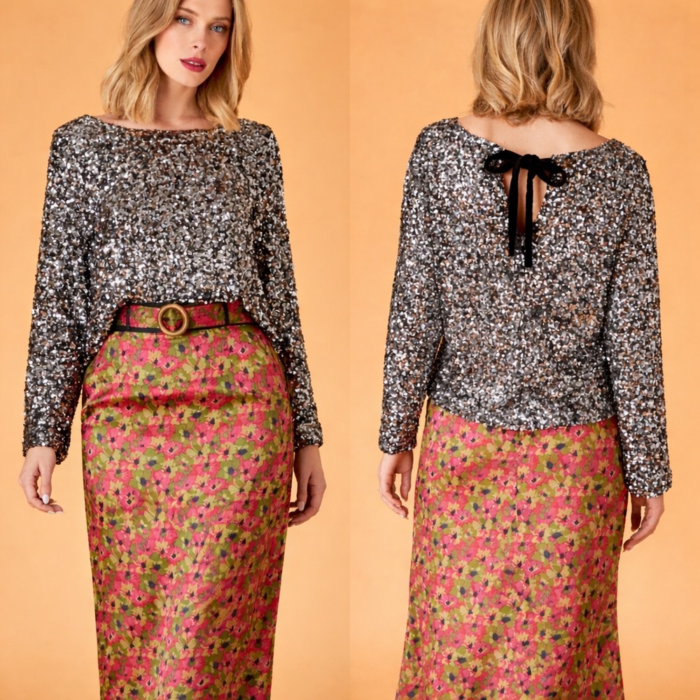 Olivia by Livro NWT Clara Sequin Long Sleeve Top Black & Silver Size Medium